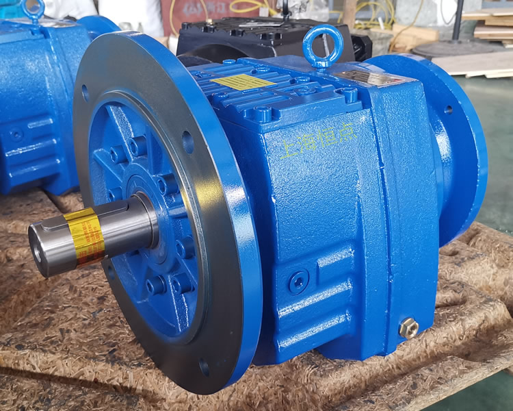 RF87減速機，輸入配法蘭B5端蓋，立式法蘭輸出，實物照片