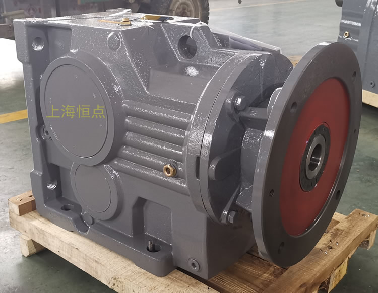 K97減速機，輸入配電機法蘭端蓋，右輸出單軸，實物圖如下