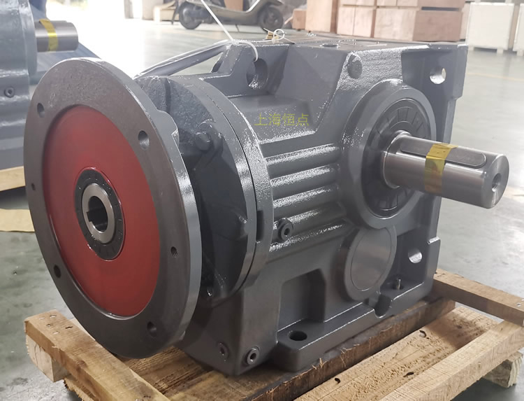 K97減速機，輸入配電機法蘭端蓋，右輸出單軸，實物圖如下